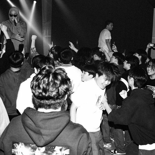 MOSHPIT(SHOUT OUT TO NEWWAVESEOUL)