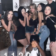 4whitehoes