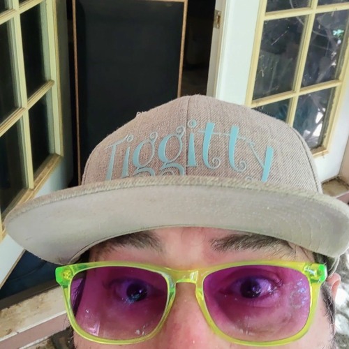 TiGGiTTy's OK,think I am starting to get it....It's in the Dissonance's DANCE
