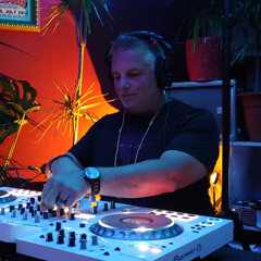 Live @ Vila Cafe Closing Party 20-9-25