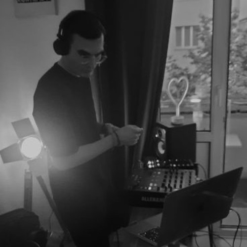 KeFu Podcast 04 w/ KeFu