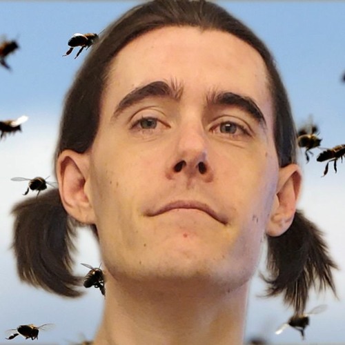 Dialog Choices Podcast #16 - Andrew's Childhood: Neglect and BEES!