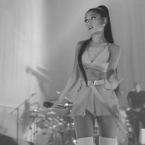 Stream Ariana Grande - Jason's Song (Dangerous Woman Tour Live Studio  Version) w note changes by asttah | Listen online for free on SoundCloud