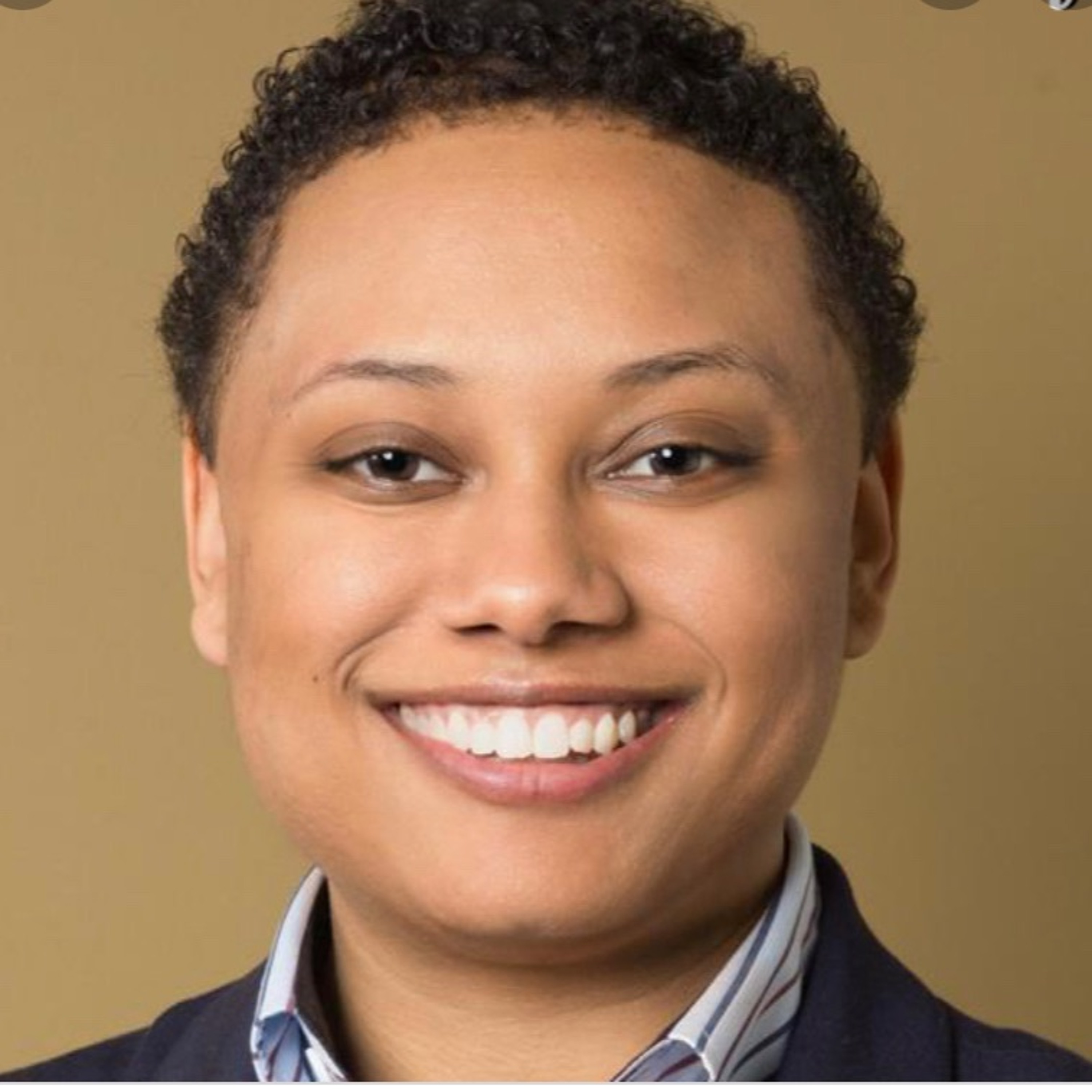 Ep 131: Owning Your Journey while Building a Multi Million Dollar cleaning Business/Ciara Lilly