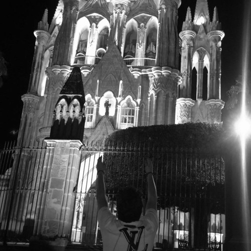 LOVE INNERBLOOM TONIGHT BY MARCH