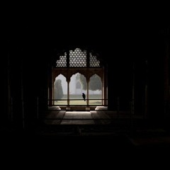 الشيخ محمود هاشم ( يا عم انا حاطط قفل على باب بيتى انت زعلان ليه ؟ متضايق ليه ؟ )