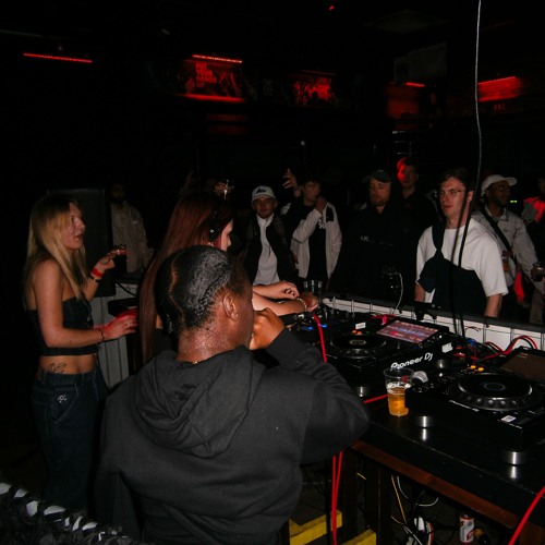 Shan B2B Skesa With Cola B - Heavy Red Sound X Comp Be Presents Deeper Sounds Vol.3