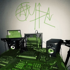 R5 kiT0