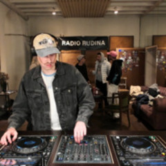 Guest Mixes, Radioshows, Past Gigs & Livestreams