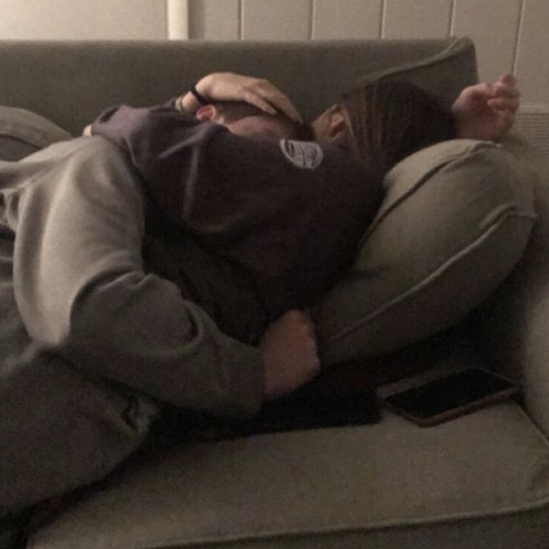 بيني وبينك حاجه محدش لسه عارفها 😩 .