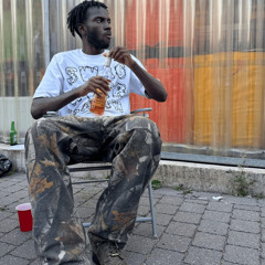 Juggin (otismadeitmix) [feat. kwes e]