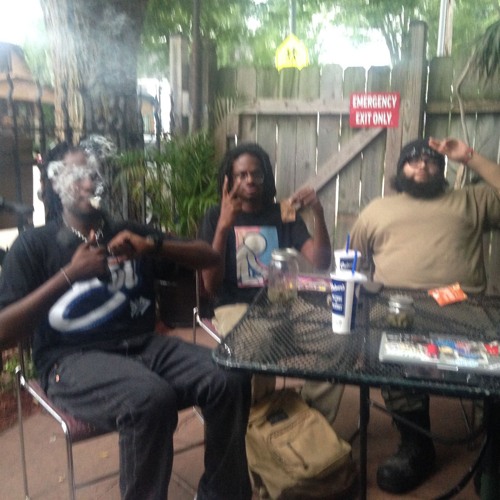 Your Stepdad x wildkarduno x godblessomen - W / O  M Y  G U N