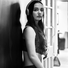New & hot: Folk & Singer-Songwriter
