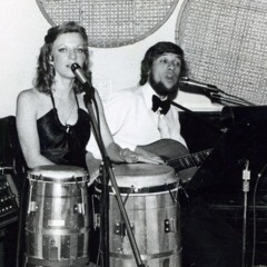 I'll Be Holding You (Ed & Dineke)