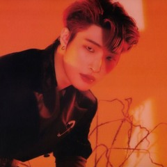 ATEEZ: LIGHT