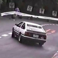 Yielding to Pedestrians 101 - Nonstop Eurobeat
