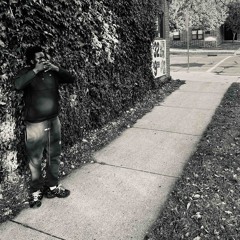 lovee (prod.dontawakeme)