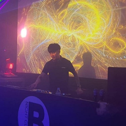 NST - Xích Lại Gần Nhau - DJ Quang Kenny Ft DJ Đạt BoomBaa