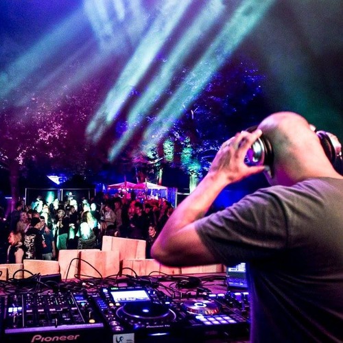 Butze Calling - Eivissa -from am to pm
