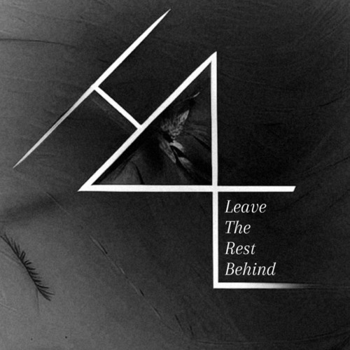 PREMIERE : Nadia Kelly - Leave The Rest Behind