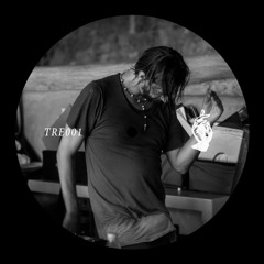 PREMIERE: Ricardo Villalobos - Bosch (Vidde Rework) [TRE001]