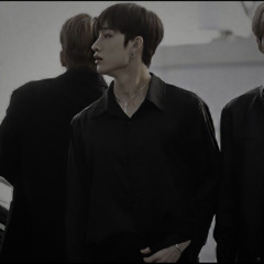 N/S - stray kids (sped up)