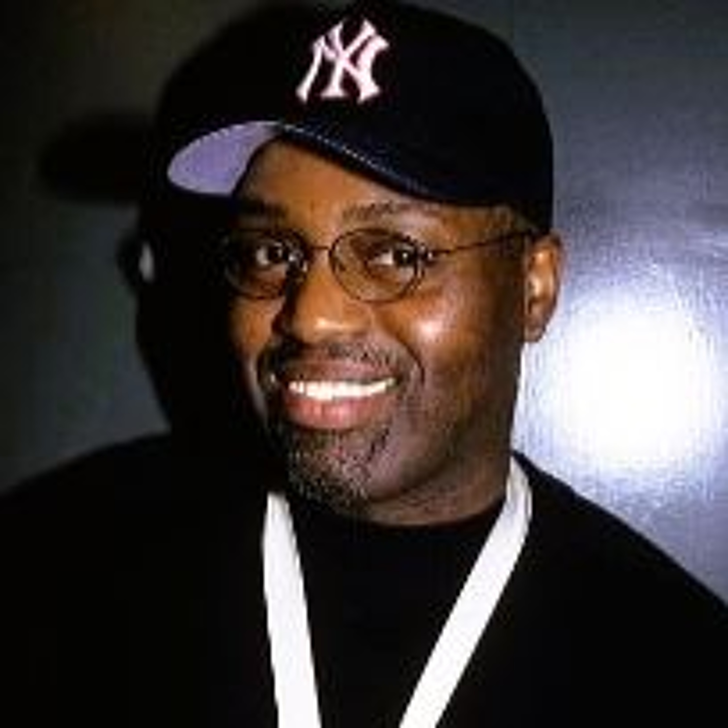 Frankie Knuckles - Hot 97 All Night House Party, NYC 9-16-95' (Manny'z Tapez) episode artwork