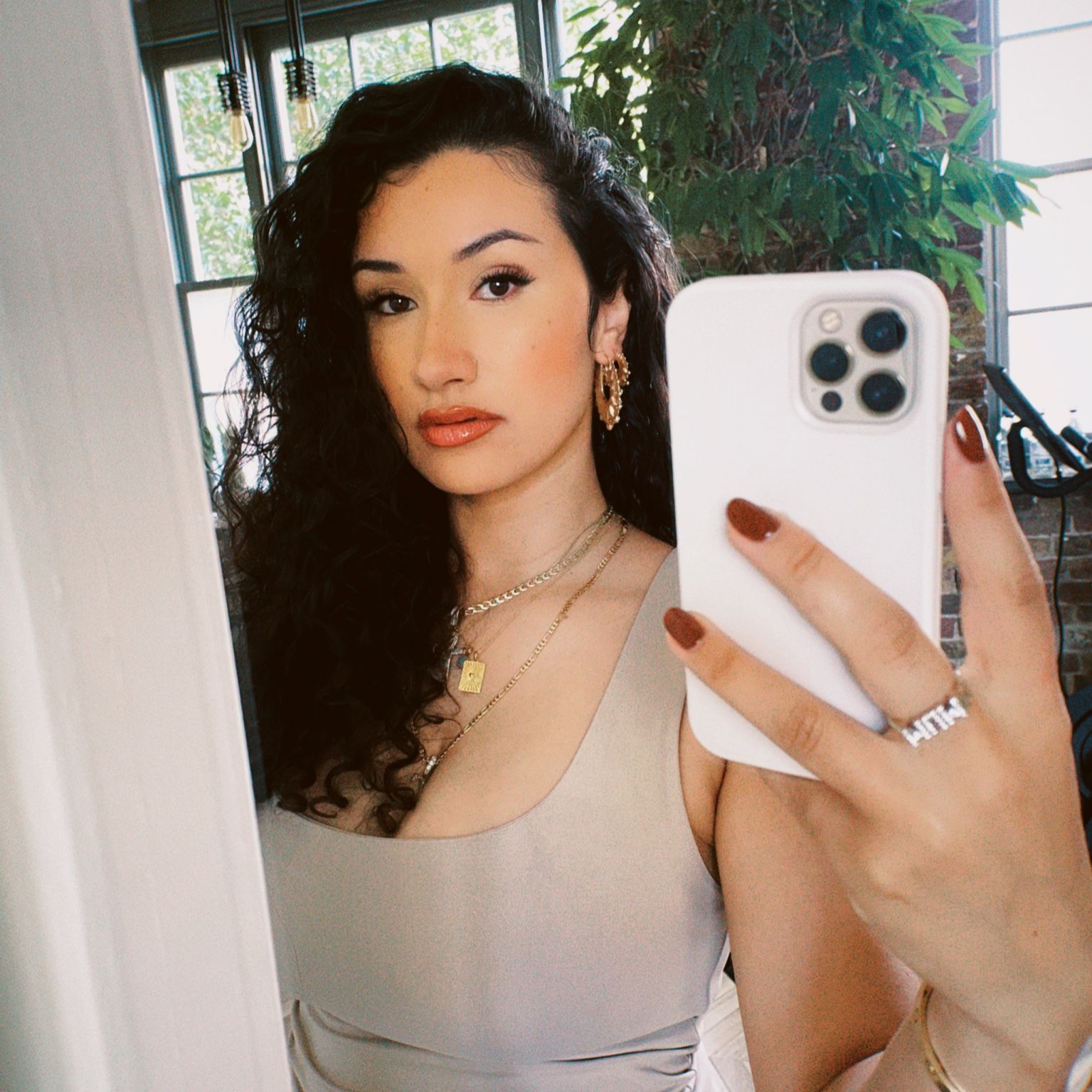 Cleo Sol – In Your Arms (Hōhā garage edit)