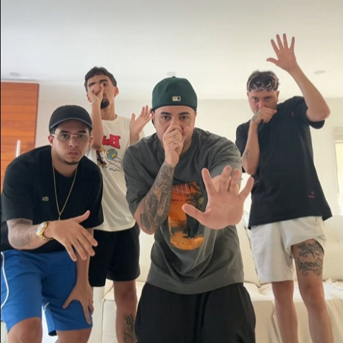 TUDO QUE É BOM COMEÇA COM P X SOLTA PUTARIA ( FPZIN22 )