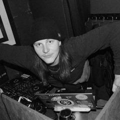 DECKS IN (Demo)  (Prod. Livant, Sir Louie)