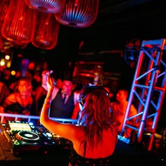 Lainey Kate @ Beehive Presents: Carte Blanche [10.25.25]