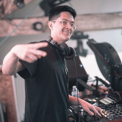 HAUS.            MiXeS OnLy!!!