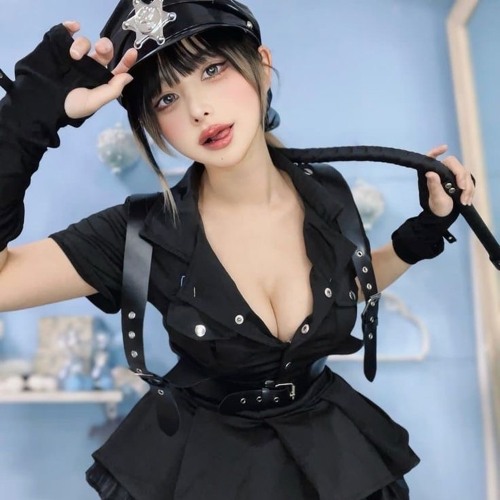 Cô Gái Vàng x Y Que Fue Remix | Son môi em đánh mới oder bên tây