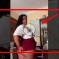 enlace completo 18+ video de la maeb enseña el pecho maeb teta twitter & telegram