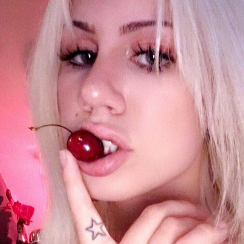 Imma Slut (feat. Unknown)
