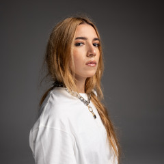 Scene Selectors 002 - Pricila Diaz