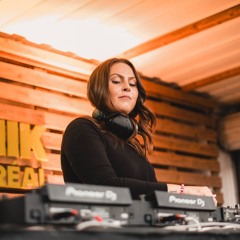 VONZØ @ Piknic Électronik Montréal