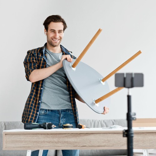 Stream episode What equipment do I need to teach classes online? by My Walrus App podcast