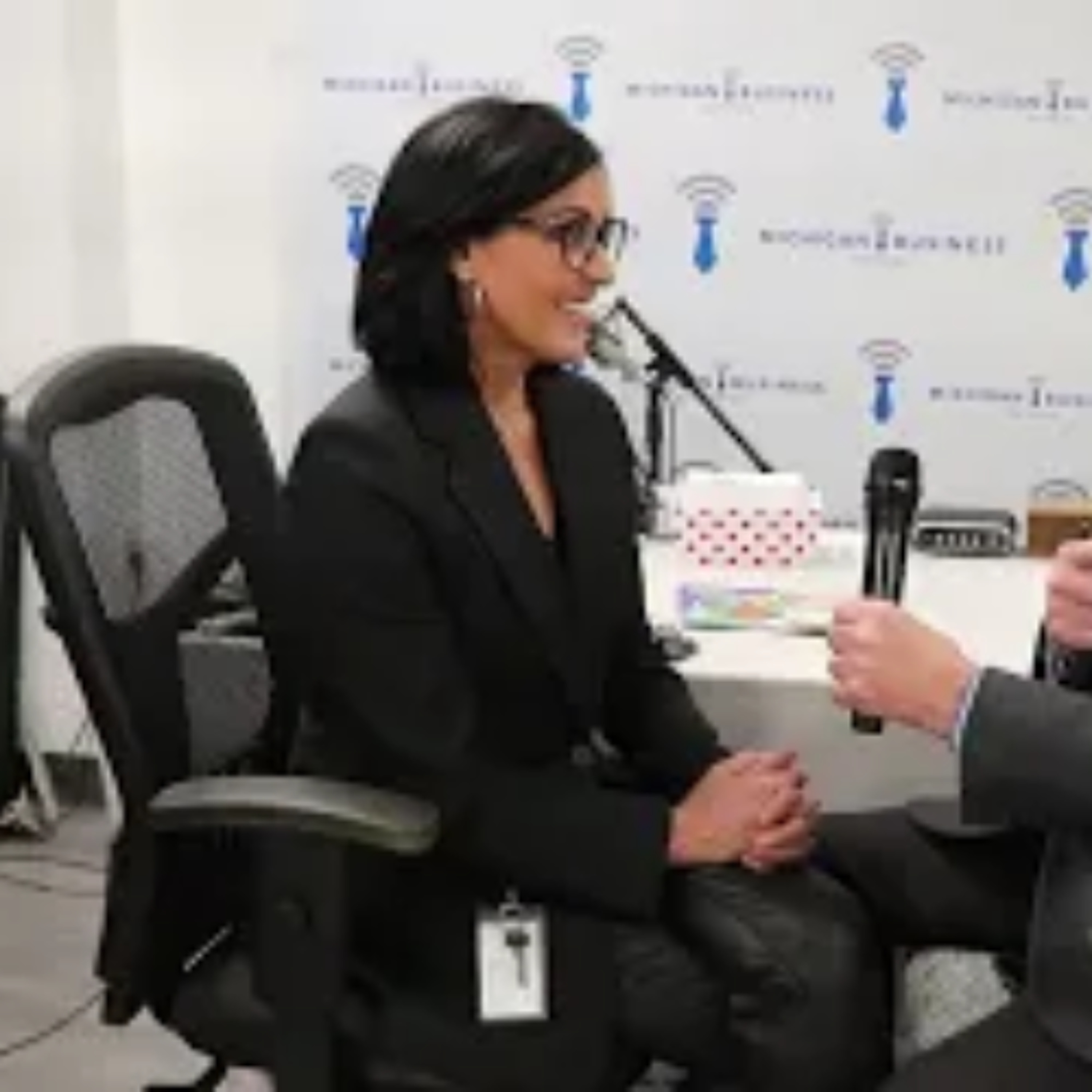 Michigan Business Beat | Nicole Noll-Williams, Award Winning, Event Hosting, Economic Driver Airport episode artwork