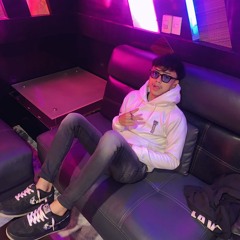 DUDUK HALU BERDIRI MALU!! #NJOTNJOTT