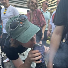 dj seizure bounces around the gaff