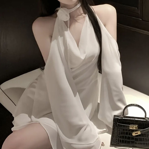 NHƯ MỘT NGƯỜI DƯNG REMIX  (STYLE HUY PT) Từng Ngày Anh Vẫn Bên Em Thế Nhưng Em Vương Vấn Điều Gì