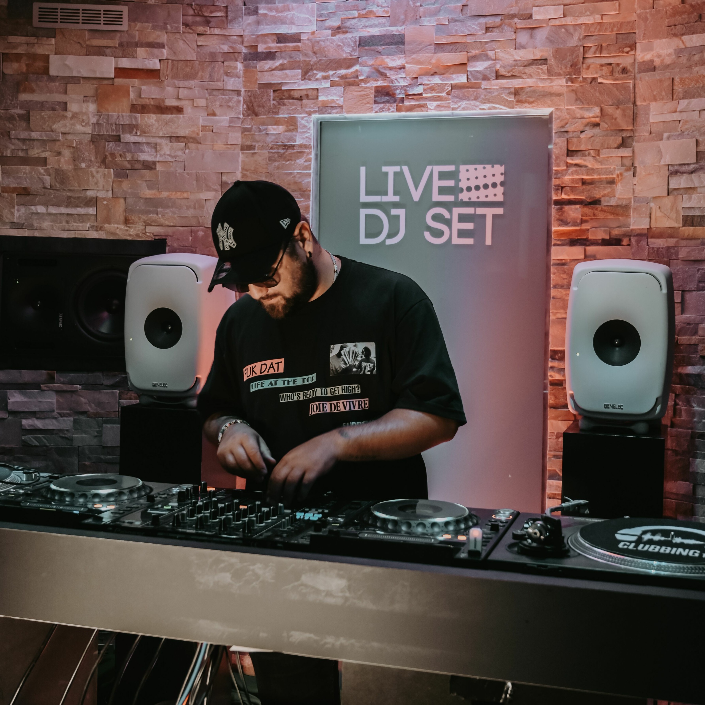 Antho Decks - Tribalism Radio