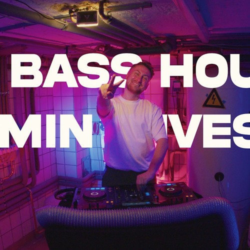 Stream BEST UK BASS HOUSE LIVE MIX 2022 by Waxx Listen online for