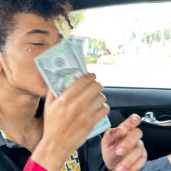 wifiskeleton- i think that bitch deserved it with mandy OG