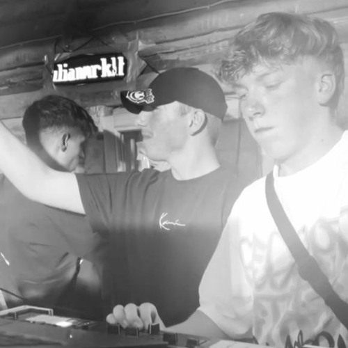 Reborn (WHW-x-Giulixn Tekk mix)