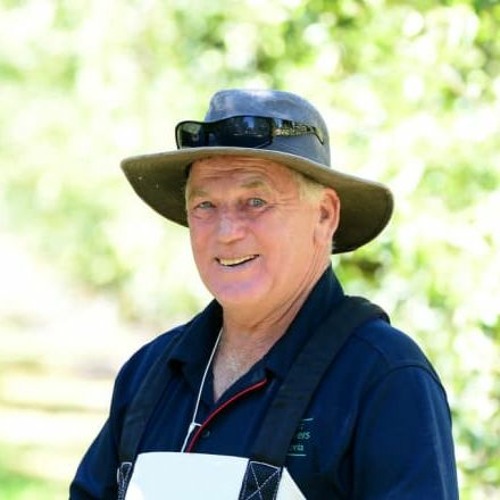 Peter D Interviews Sidney Aspland about a new scheme to train new fruit pickers - January 25, 2021