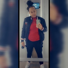 Dj QueenM - 👀😘Un pti truc vite fait 😘👀