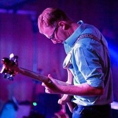 Edgewater - Young Folks Cover (Live From The Shed)