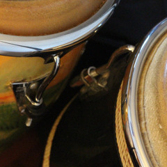Tocando Tambores CaThec